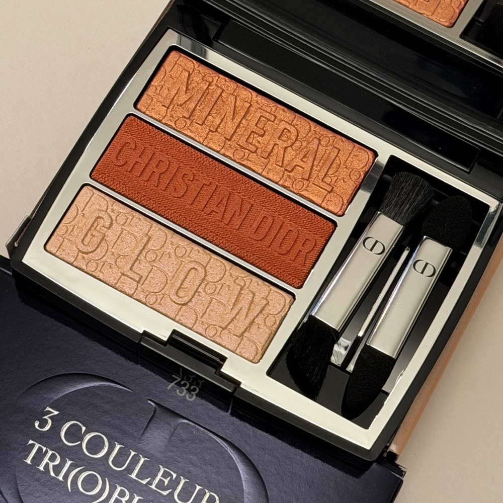 BNIB Christian Dior Beauty 3 Couleurs Trioblique Eyeshadow Palette Coral Glow